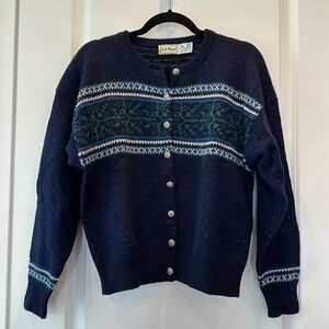 L.L. Bean vintage 100% wool Shetland sweater, size medium